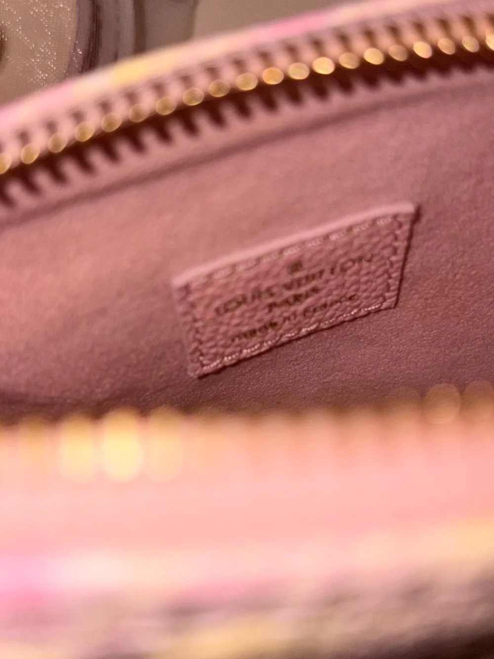 EUC Louis Vuitton Nano Speedy, 2022, Stardust Empreinte
